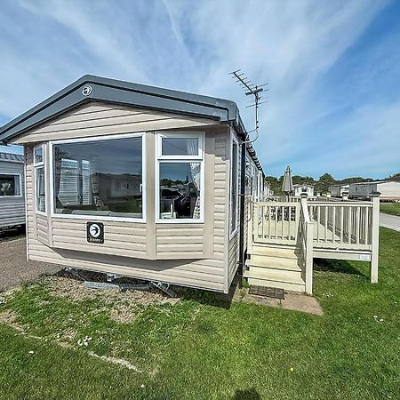 6 Berth Caravan With Decking At Sunnydale Holiday Park Ref 35243Kg Louth  Exteriör bild